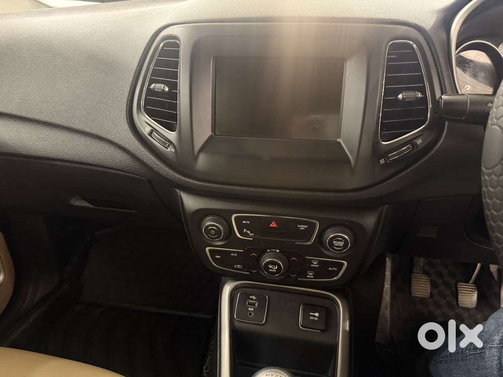 Jeep Compass 2.0 Longitude Option, 2017, Diesel