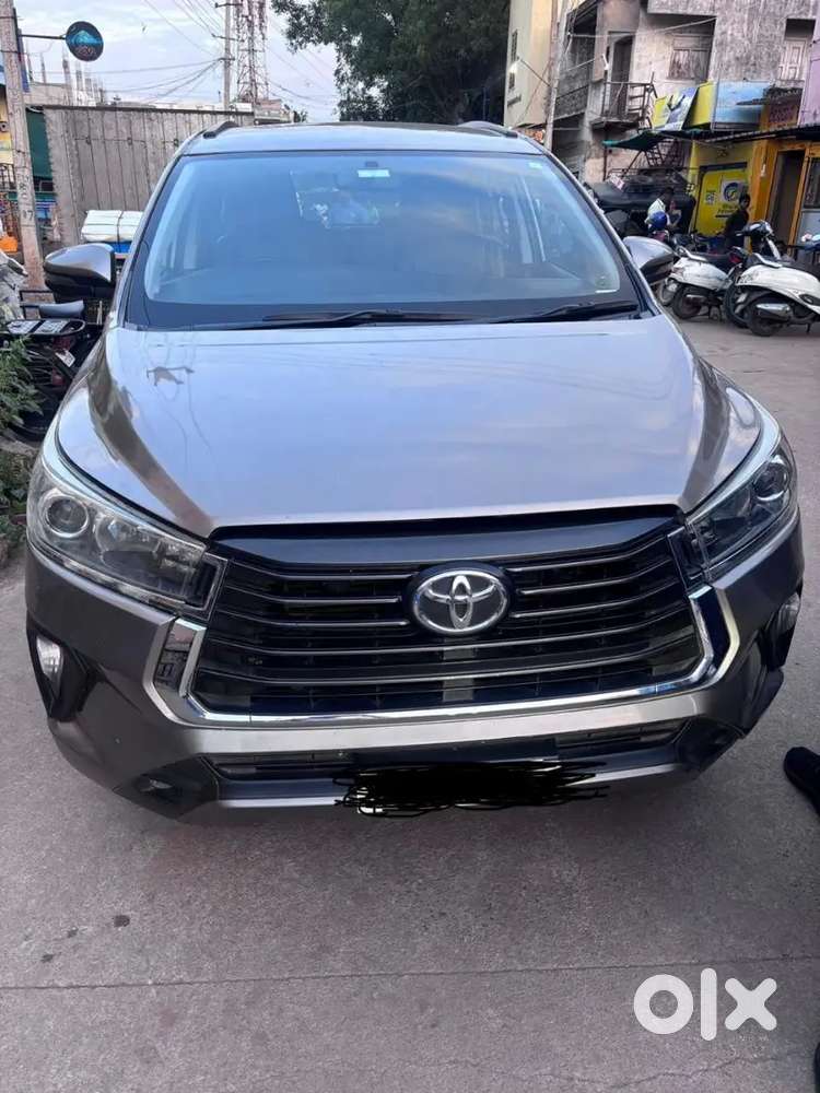 Toyota Innova Crysta 2022