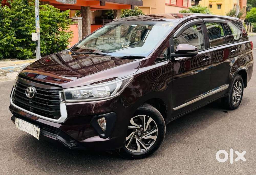 Toyota Innova Crysta 2.4 G Mt 8s, 2022, Diesel