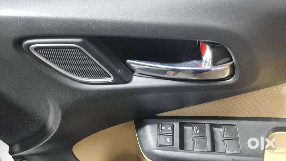 Honda City 1.5 V 5th Gen I-vtec Mt, 2022, Petrol