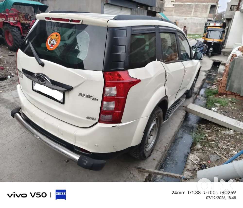 Mahindra Xuv500 2.2 W10 2017