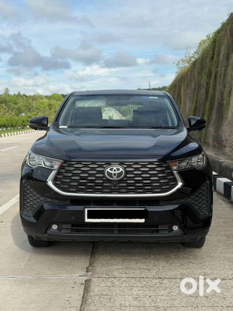 Toyota Innova Hycross 2.0 Vx (o) Hybrid 7 Str, 2025, Petrol
