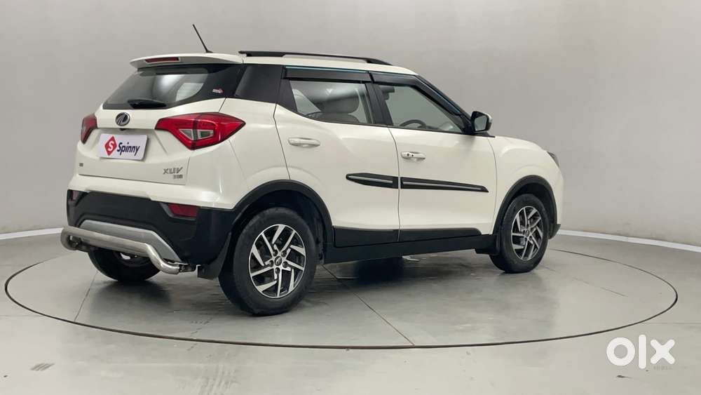 Mahindra Xuv300 W8 Option, 2022, Petrol