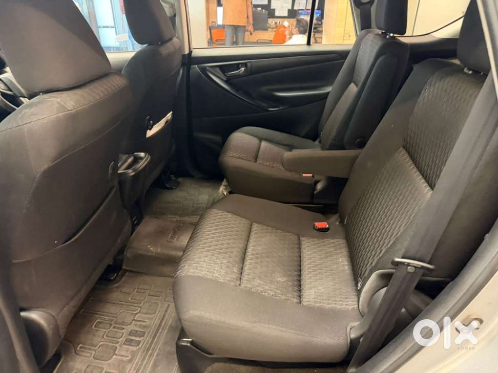 Toyota Innova Crysta 2.4 Gx Mt, 2016, Diesel