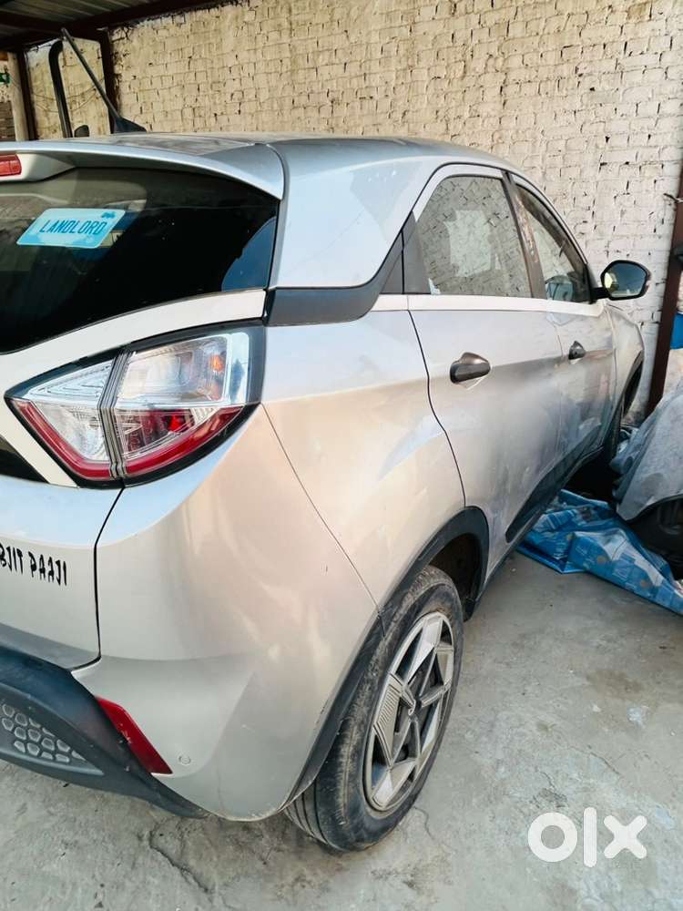 Tata Nexon Petrol 2018