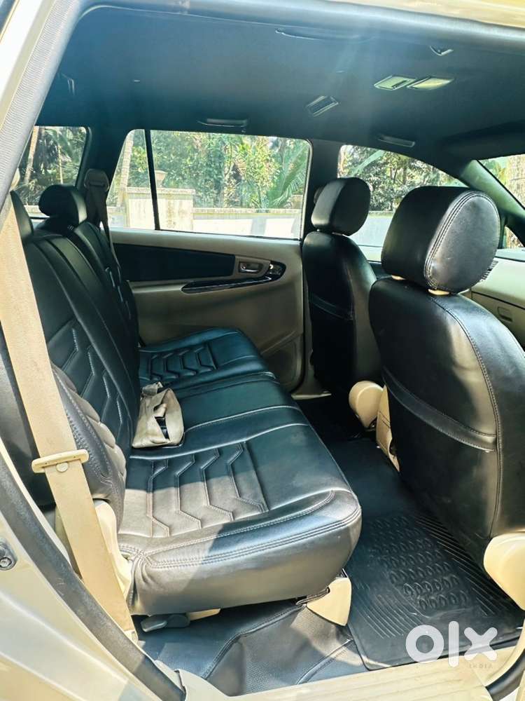 Toyota Innova 2010 Diesel