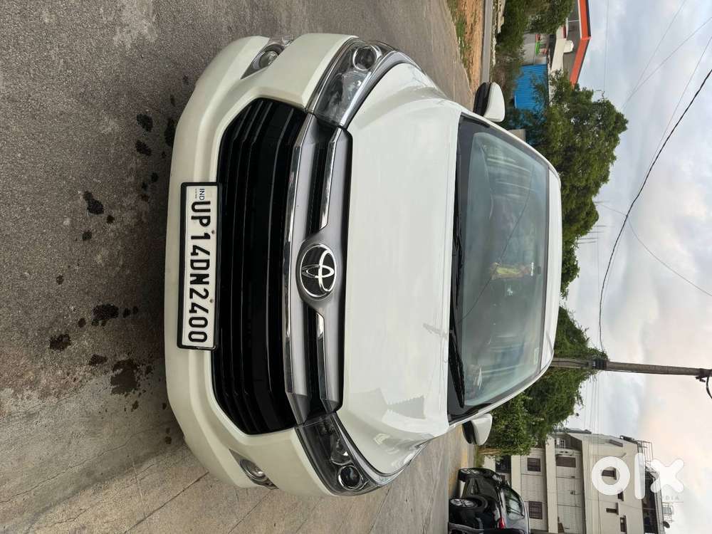 Toyota Innova Crysta V Diesel2018single Owner72,000kmwellmaintained