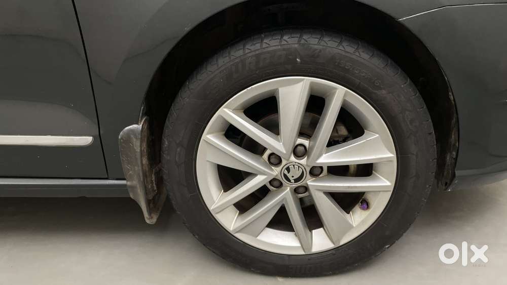 Skoda Rapid 1.6 Mpi Style, 2019, Petrol