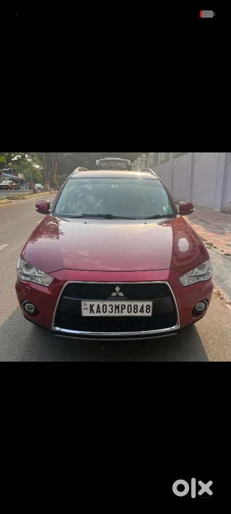 Mitsubishi Outlander 2011 Petrol 123000 Km Driven