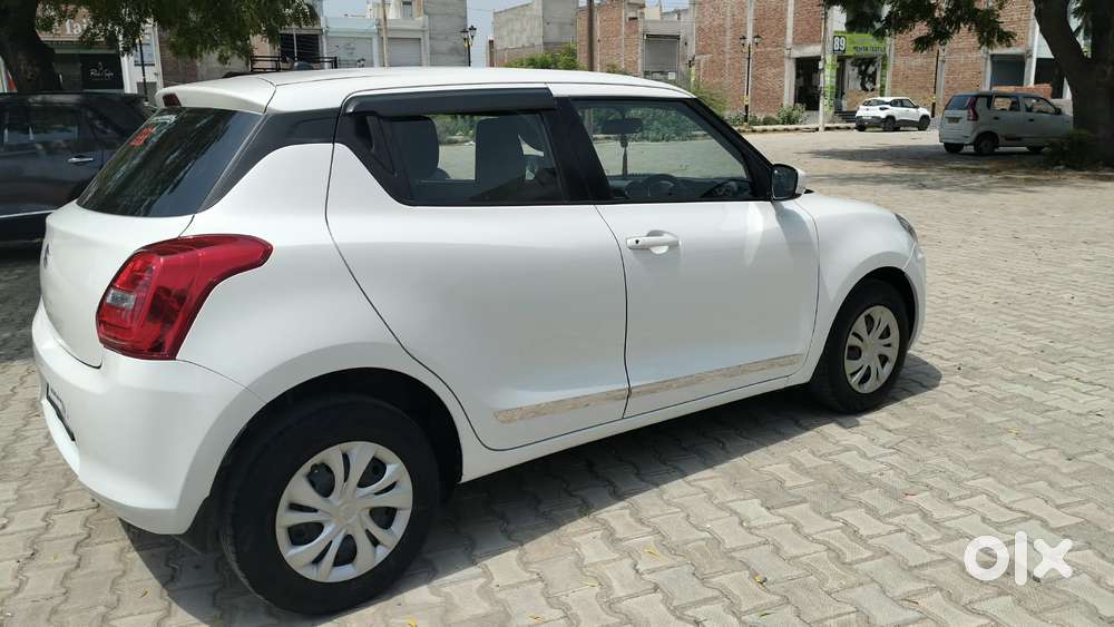 Maruti Suzuki Swift Vxi + Manual, 2018, Diesel