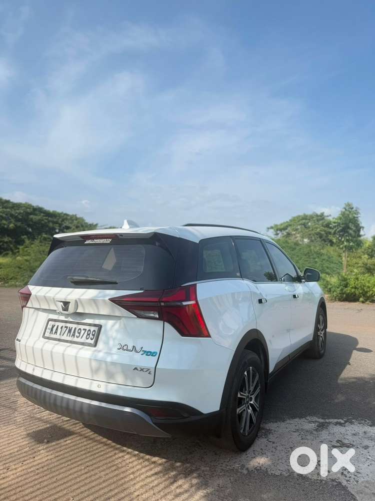 Mahindra Xuv700 2022 Diesel Well Maintained