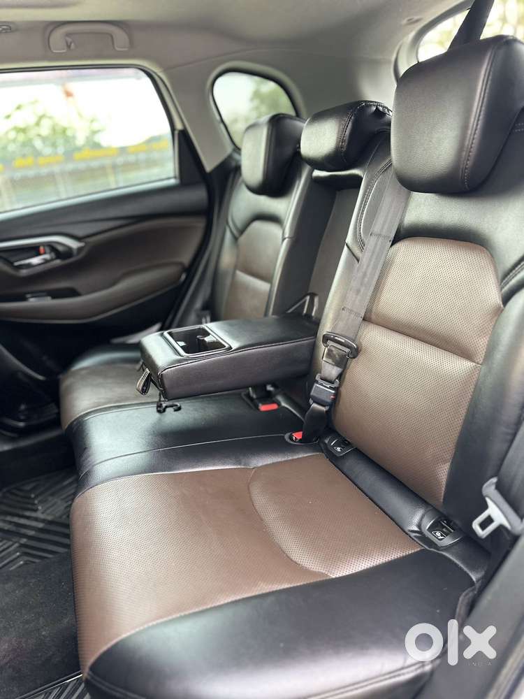 Toyota Urban Cruiser Hyryder 1.5 V Hybrid, 2024, Cng & Hybrids