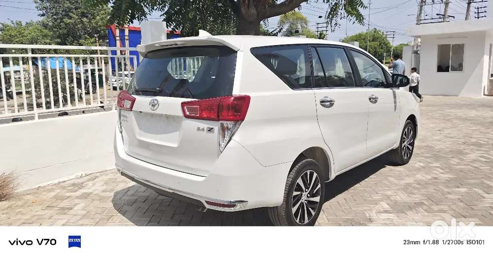 Toyota Innova Crysta Zx 2026