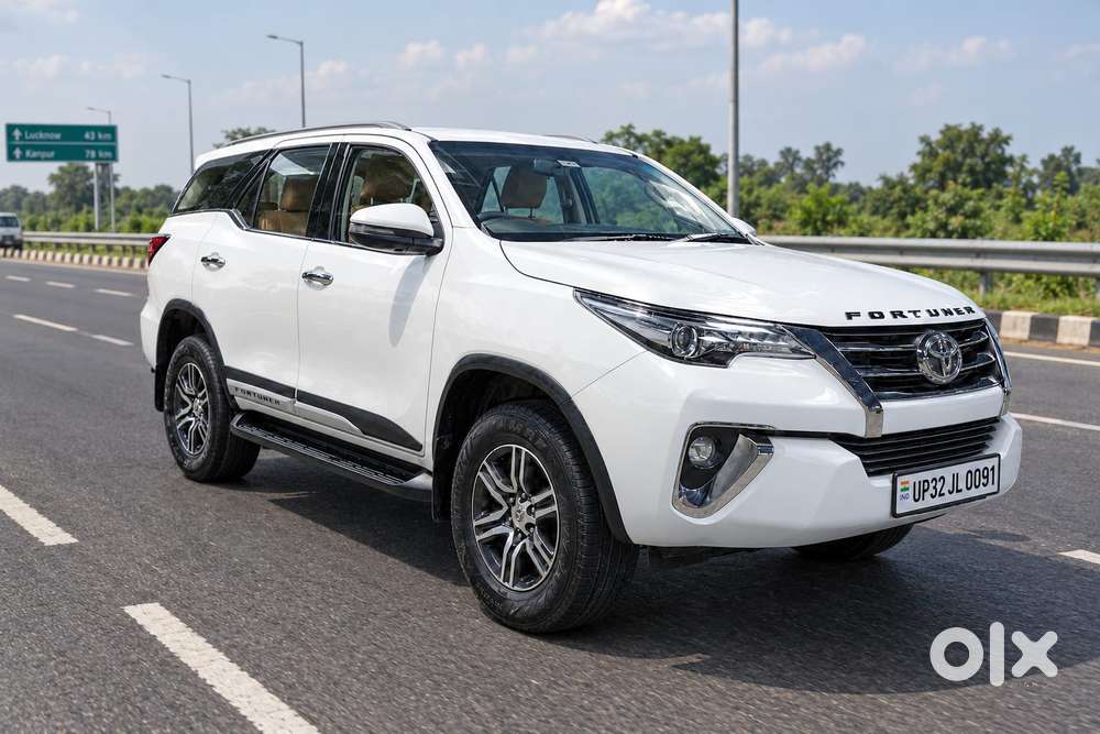 Toyota Fortuner 4x4 Manual Limited Edition, 2017, Diesel