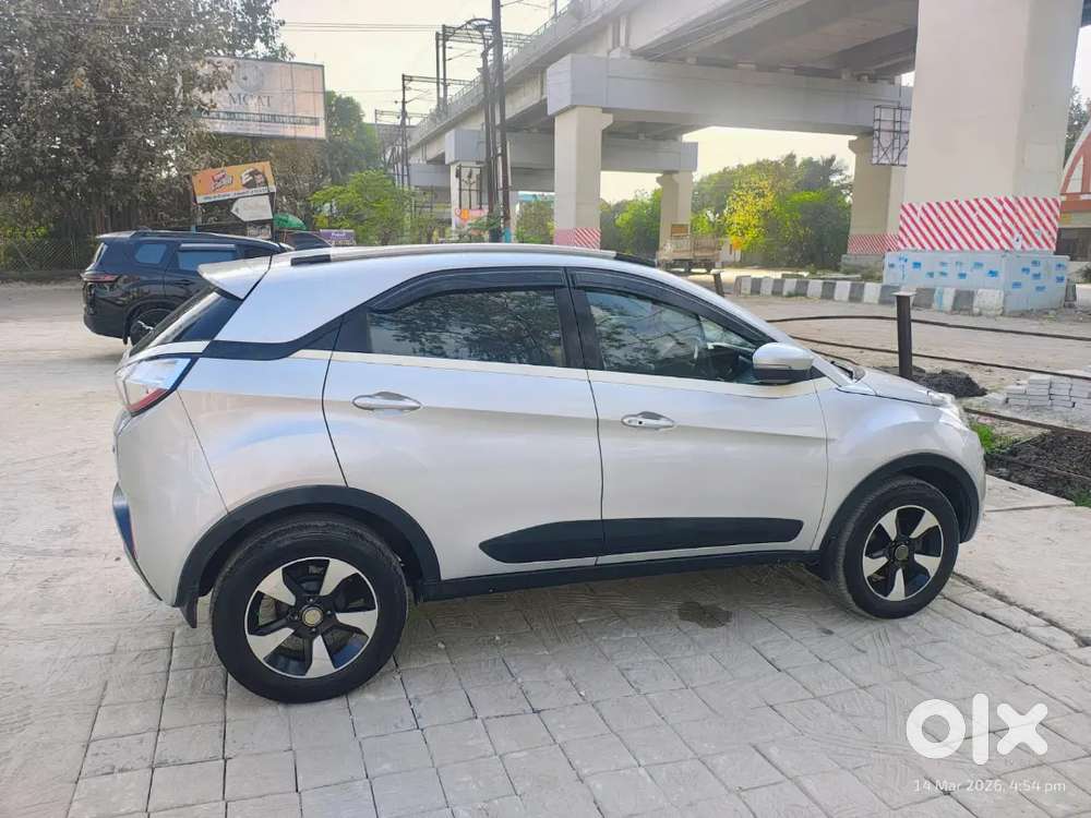 Tata Nexon 1.5 Revotorq Xz+ Diesel 2019&ndash; 1st Owner