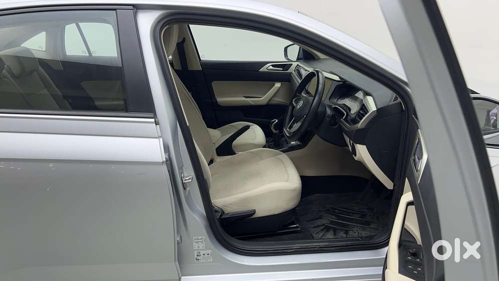 Volkswagen Virtus Highline Plus 1.0 Tsi At, 2022, Petrol