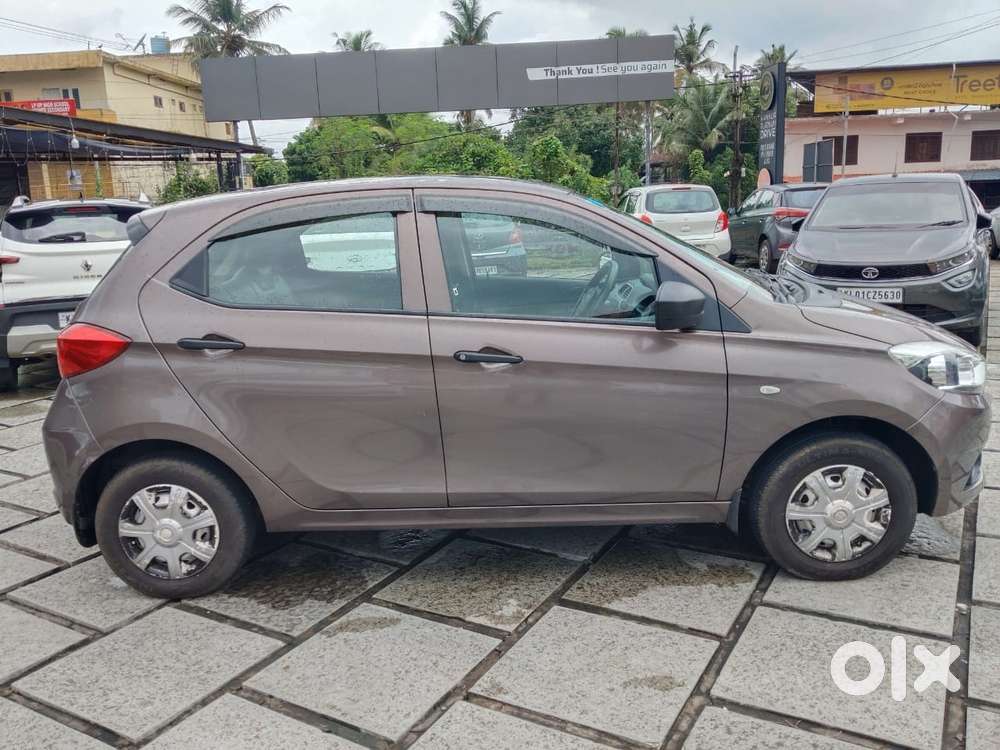 Tata Tiago 1.2 Revotron Xm, 2016, Petrol