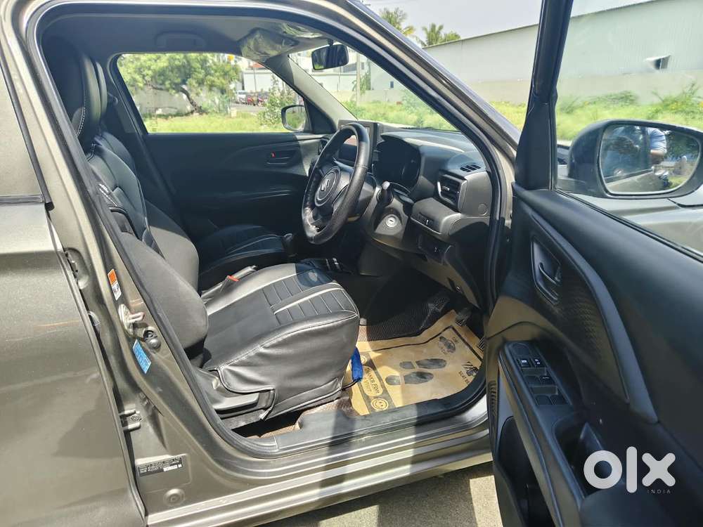 Maruti Suzuki Swift 1.2 Lxi (o), 2024, Petrol