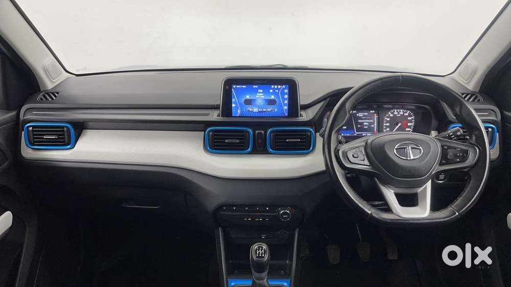 Tata Punch 1.2 Revotron Creative Dual Tone, 2021, Petrol