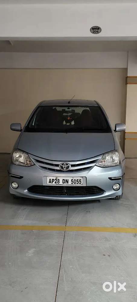 Toyota Etios Liva 2012 Petrol Well Maintained
