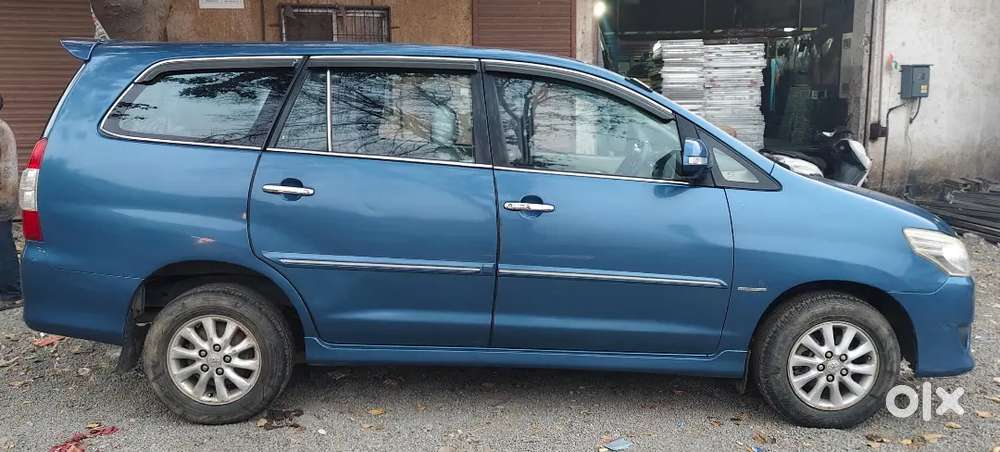 Toyota Innova 2012 Diesel 89000 Km Driven