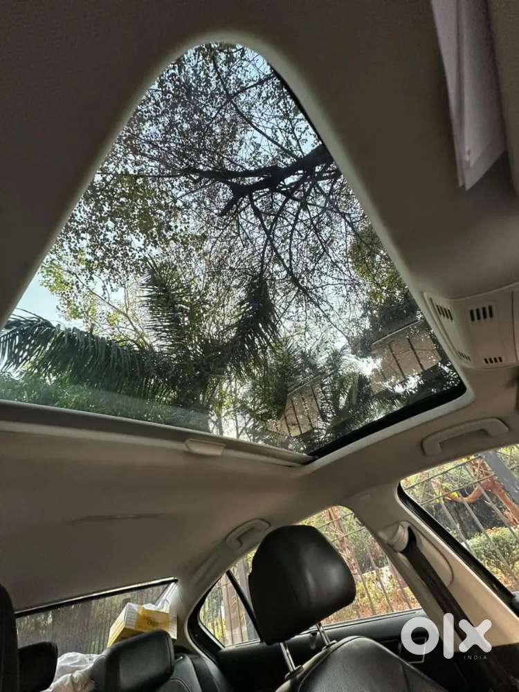 Volkswagen Passat 2019 With Sunroof