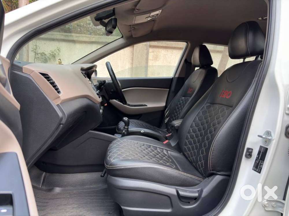 Hyundai I20 Sportz Plus, 2015, Petrol