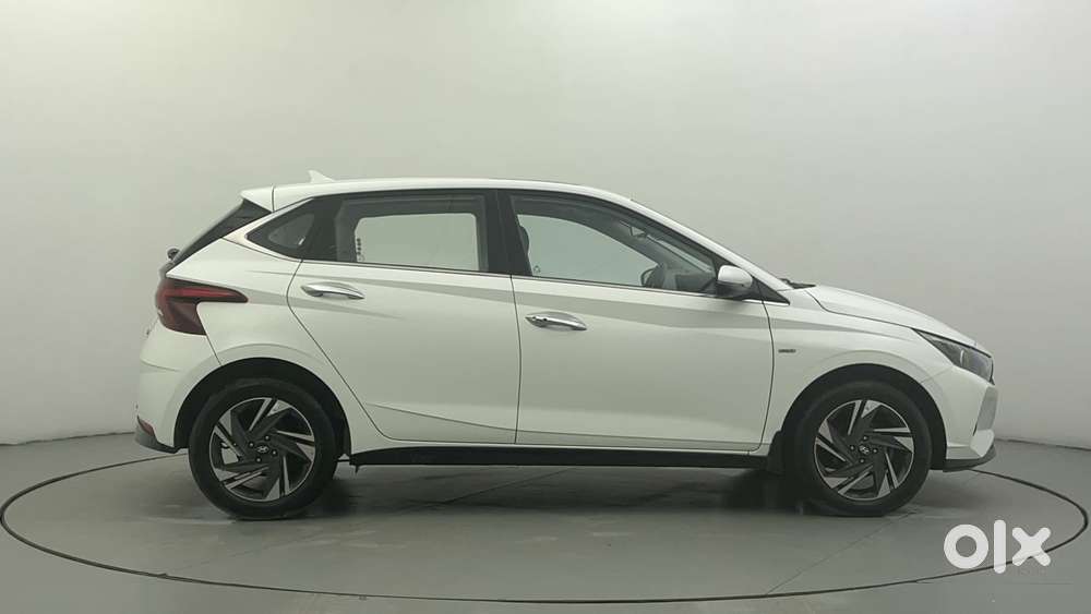 Hyundai I20 Asta (o) 1.0 Turbo Dct, 2022, Petrol