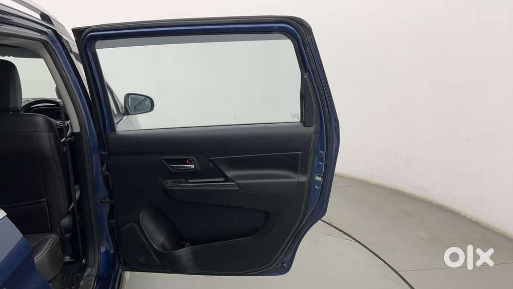 Maruti Suzuki Xl6 1.5 Alpha At, 2021, Petrol