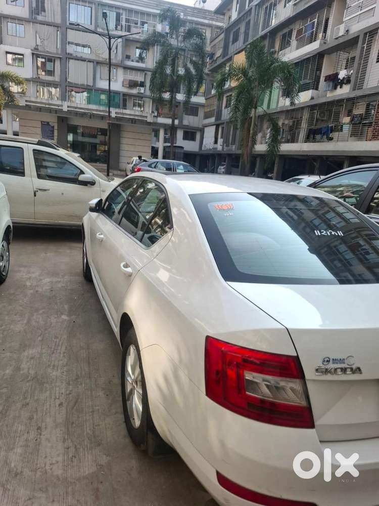 Skoda Diesel Automatic 2015 Sunroof