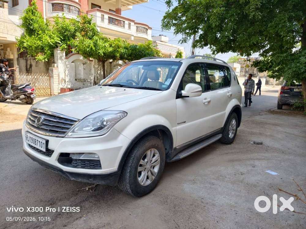 Mahindra Rexton, 2013