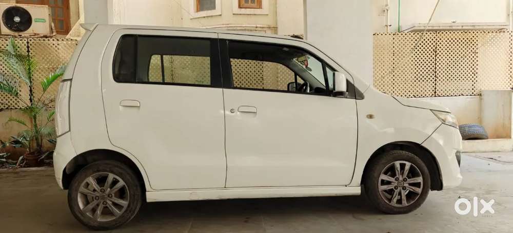 Maruti Suzuki Wagon R Stingray 2017 Petrol 83000 Km Driven