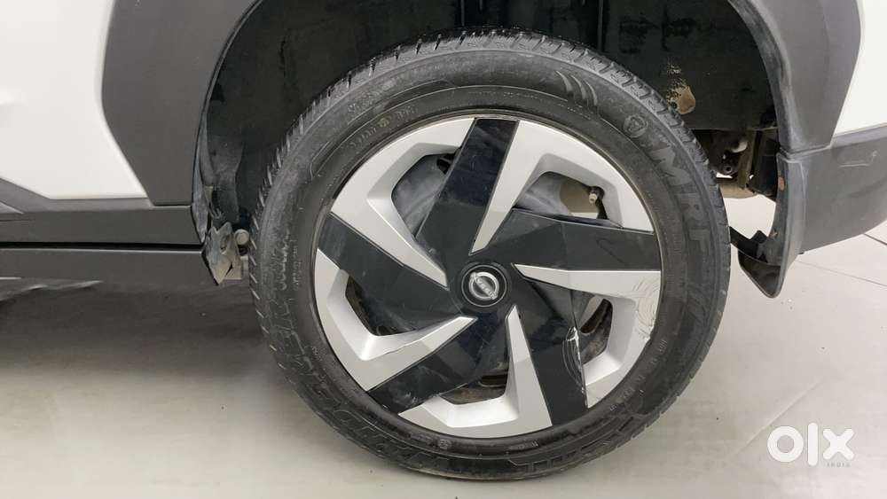 Nissan Magnite 1.0 Xl, 2023, Petrol
