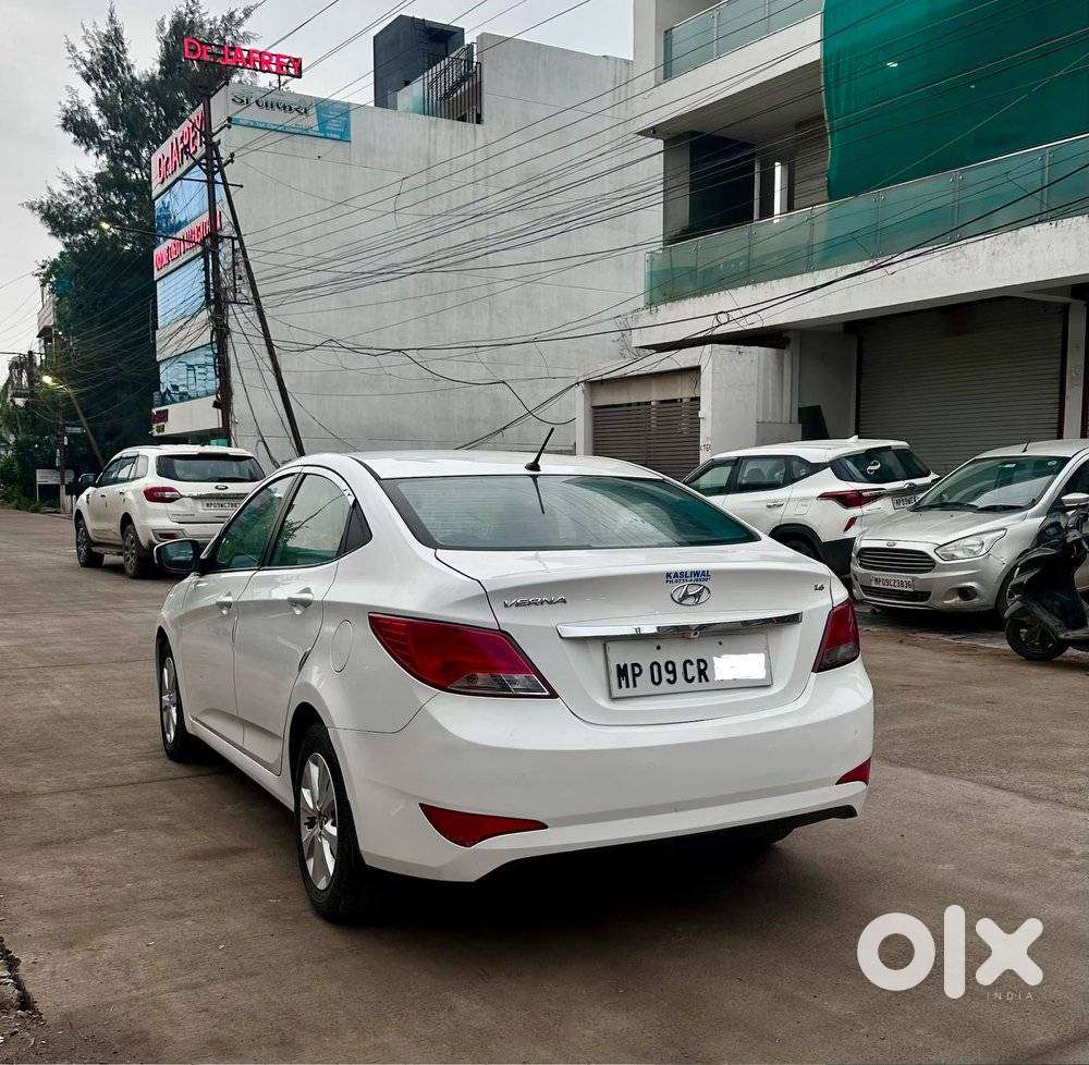 Hyundai Verna 1.6 Sx Crdi, 2015, Diesel