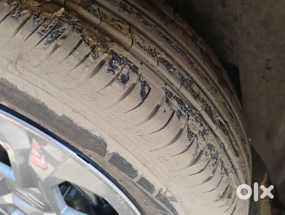 Maruti Suzuki Brezza 2024 Petrol Well Maintained