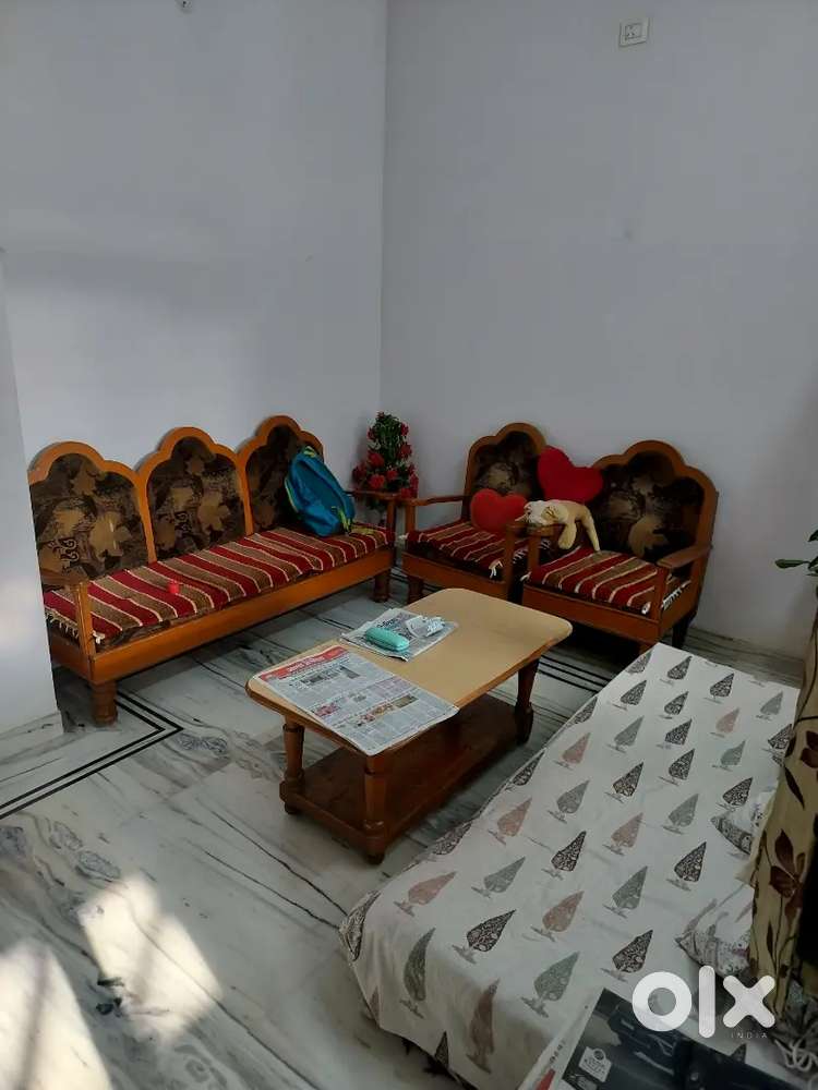 5 seating Sofa set