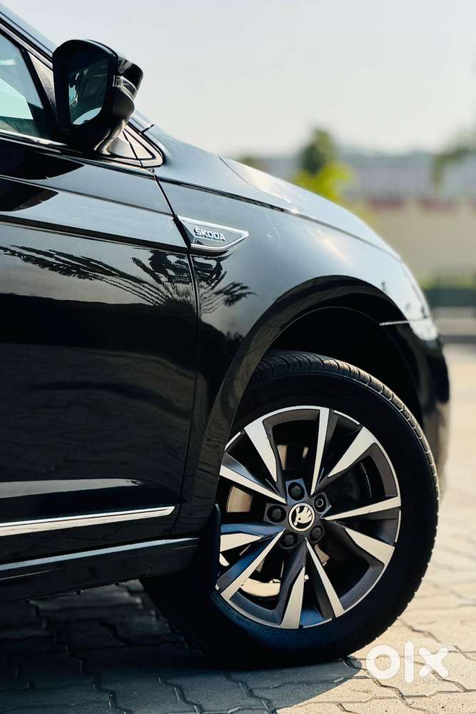 Skoda Slavia 1.0 Tsi Style At, 2024, Petrol