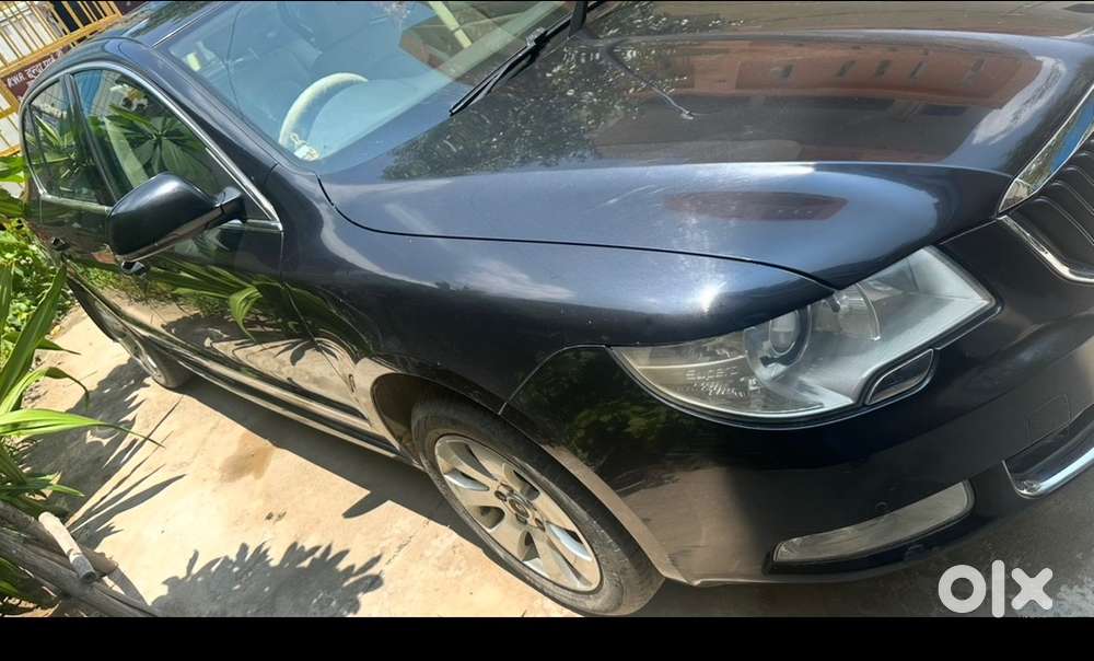Skoda Superb Petrol 2014 Manual Transmission