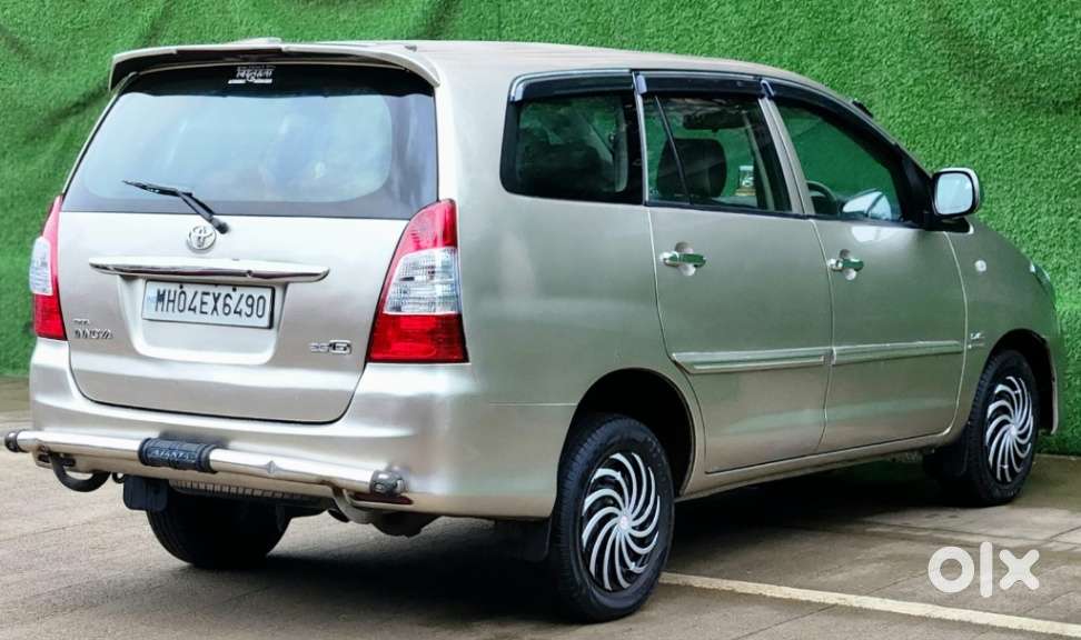 Toyota Innova 2.5 G4 Diesel 8-seater, 2011, Diesel