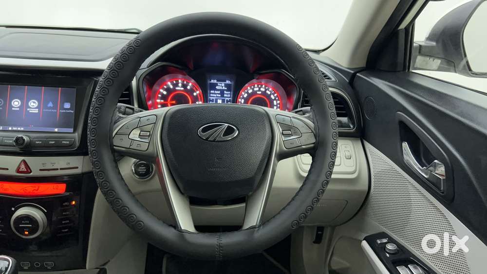 Mahindra Xuv300 W8, 2020, Petrol