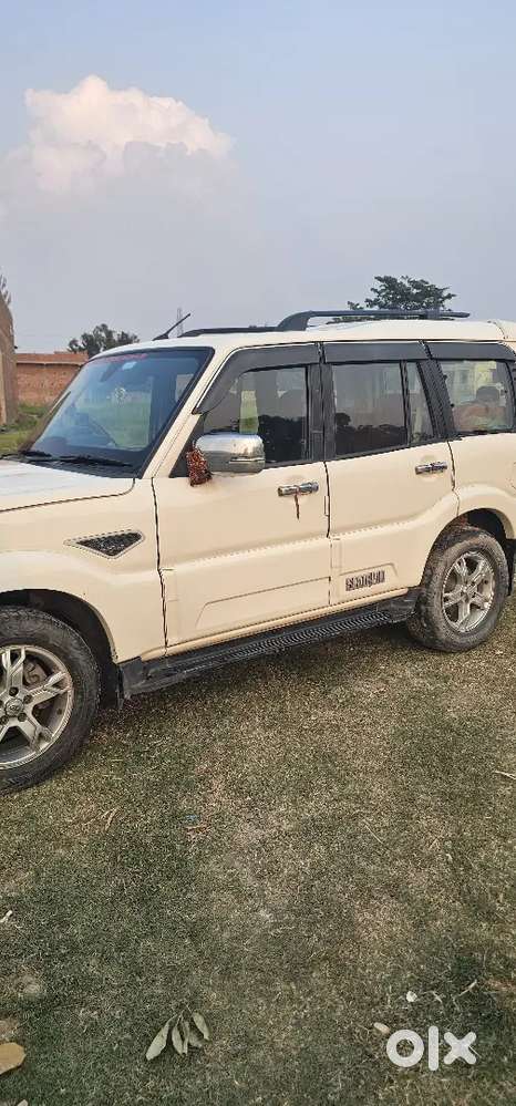 Scorpio S10 Good Condition