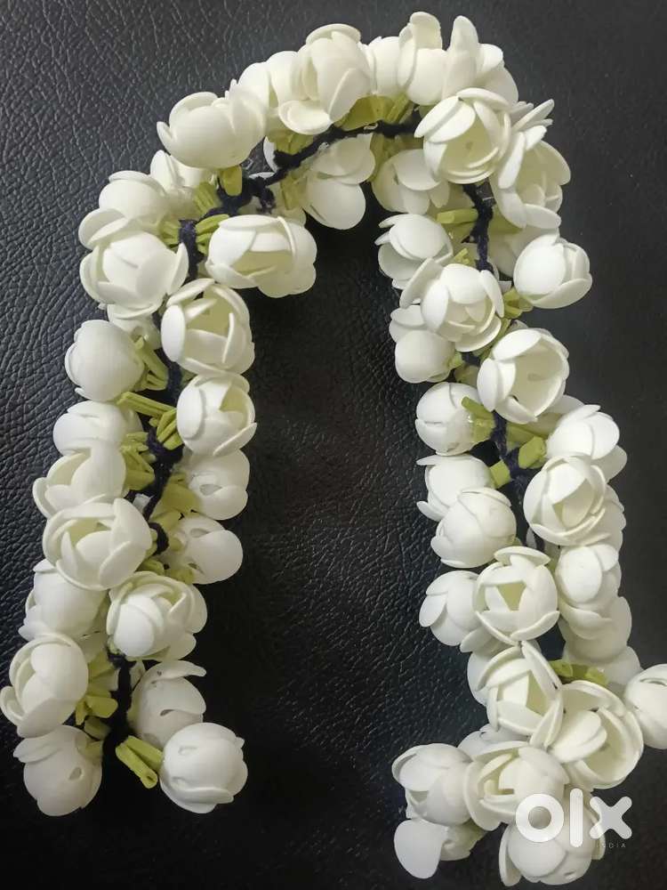 Artificial flower