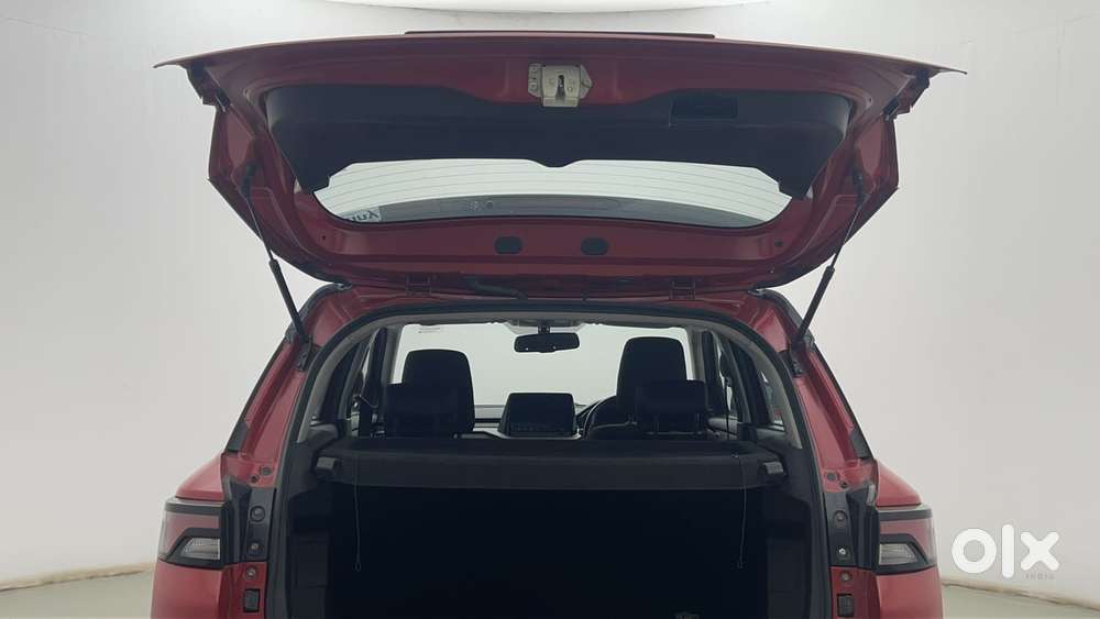 Maruti Suzuki Vitara Brezza 1.5 Zxi Plus Dual Tone, 2022, Petrol