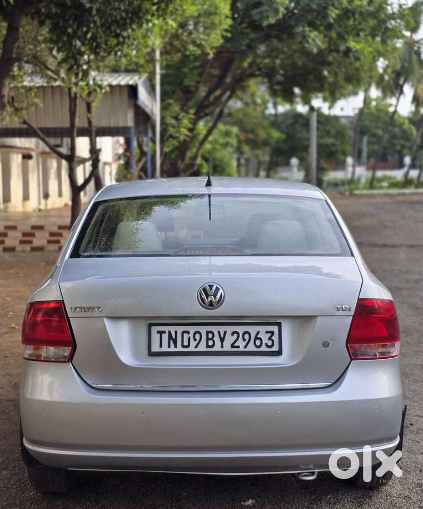 Volkswagen Vento Magnific 1.6 Highline, 2014, Diesel