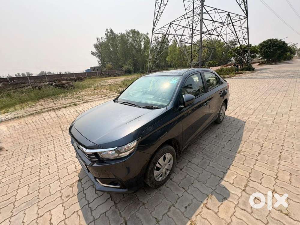 Honda Amaze 2024 Petrol Well Maintained