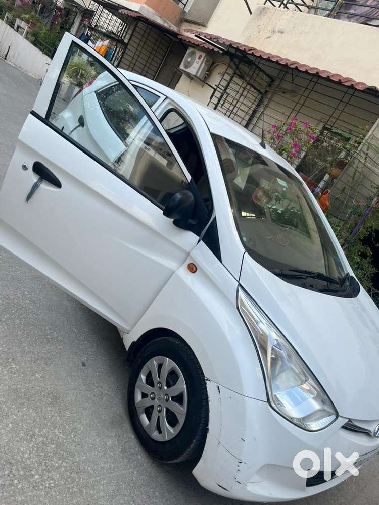 Hyundai Eon Petrol Well Maintained
