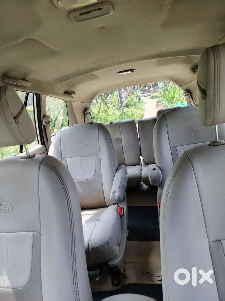 Toyota Innova 2012 Diesel 198000 Km Driven Good Condition Reregisterd