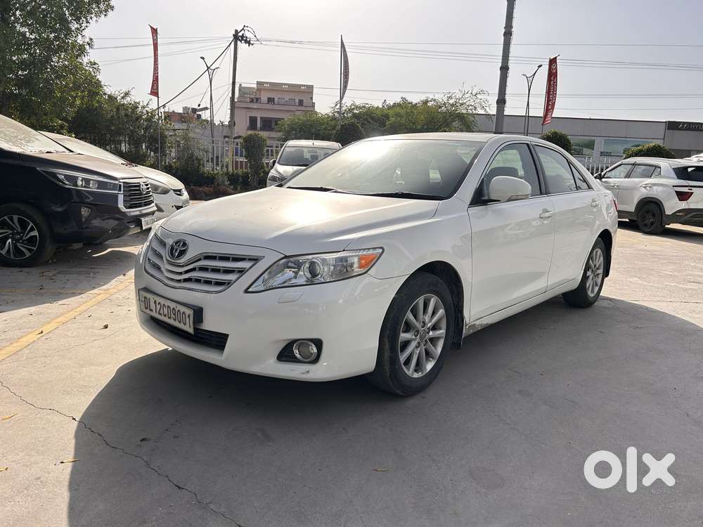 Toyota Camry V4 (mt), 2011, Petrol