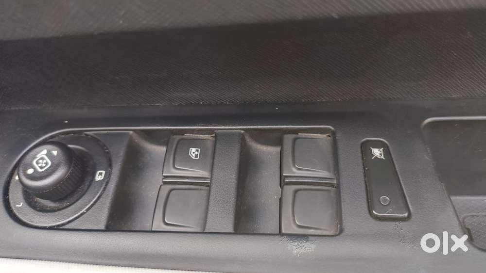 Tata Punch Smart Plus 1.2 Petrol 6amt, 2022, Petrol