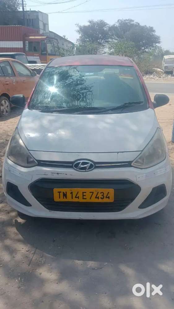 Hyundai Xcent 2016
